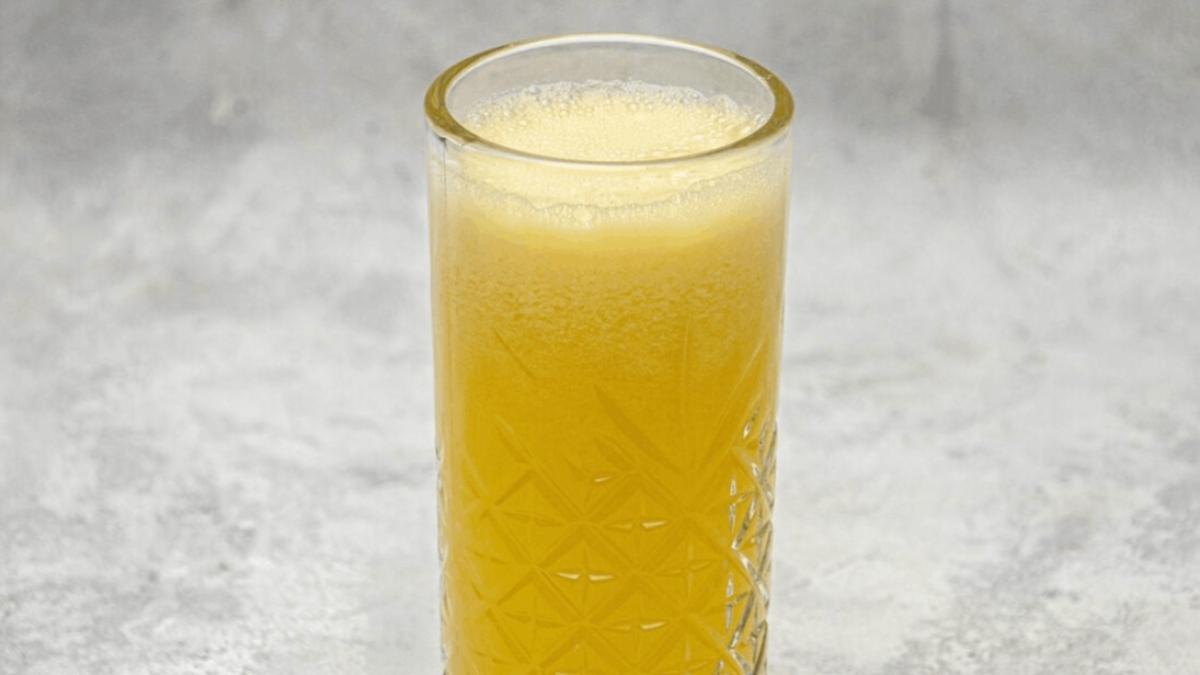 Təzə sıxma ananas