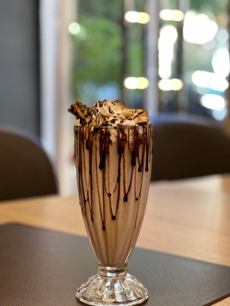 Snickers Milkshake