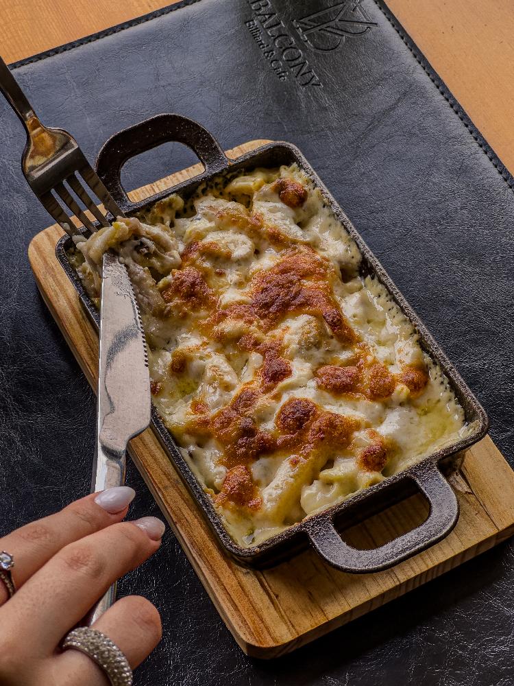 Göbələkli Pendirli Toyuq