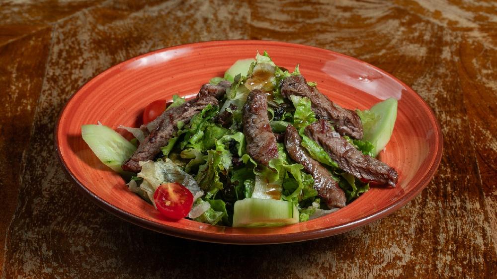 STEAK SALATA
