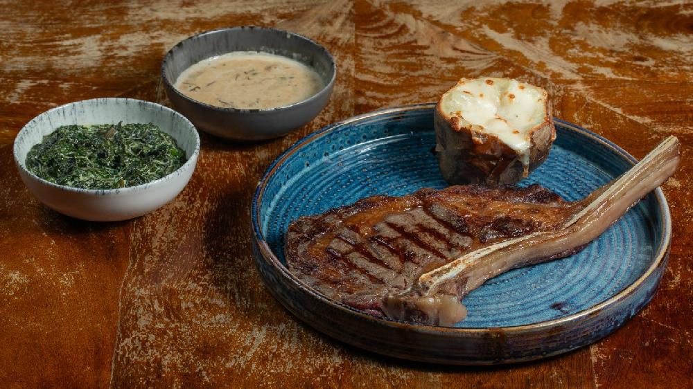 TOMAHAWK STEAK