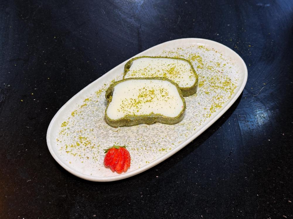 Püstə əzməli Maraş