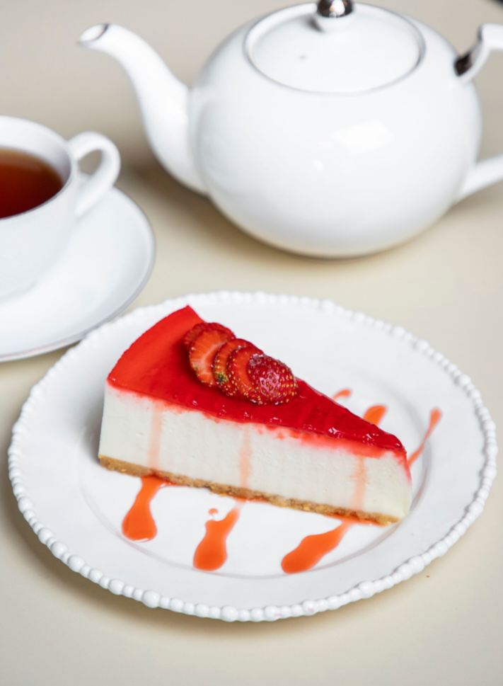 Çiyələkli Cheesecake 