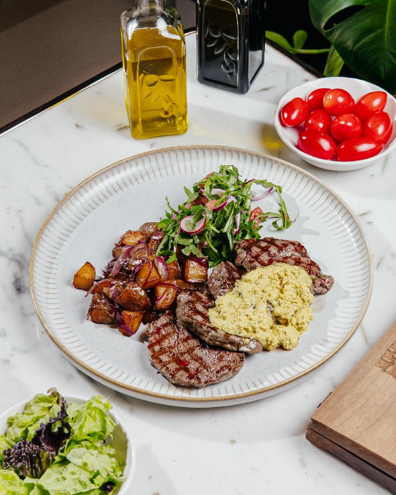 CAFÉ DE PARIS SOUSLU DANA MEDALYON