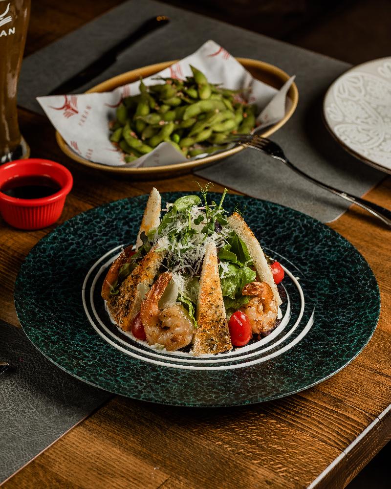 Sezar salatı