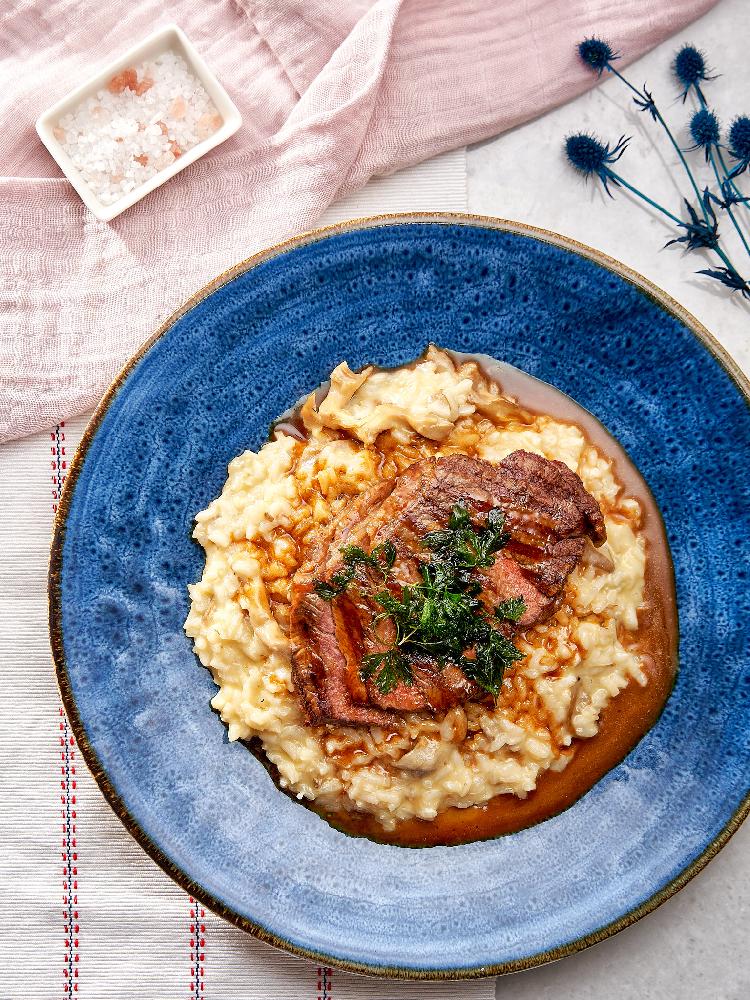 Oyster Göbələkli Risotto & İzqara Bonfile
