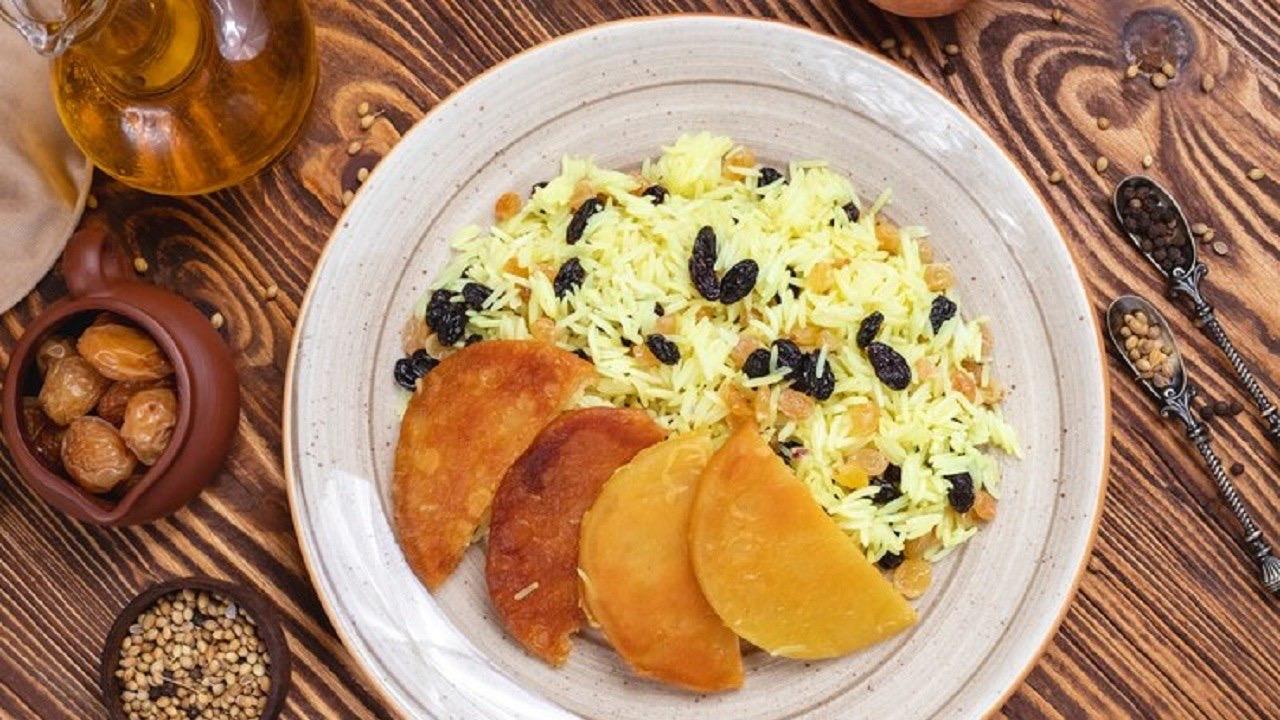 Plov qaralı