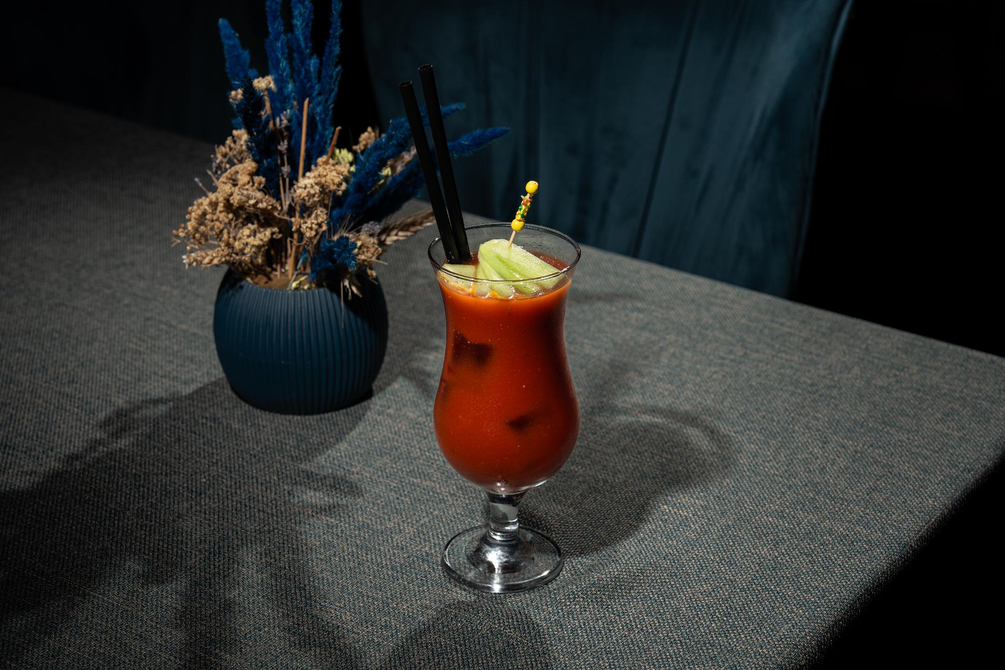 Bloody mary (300 ml)