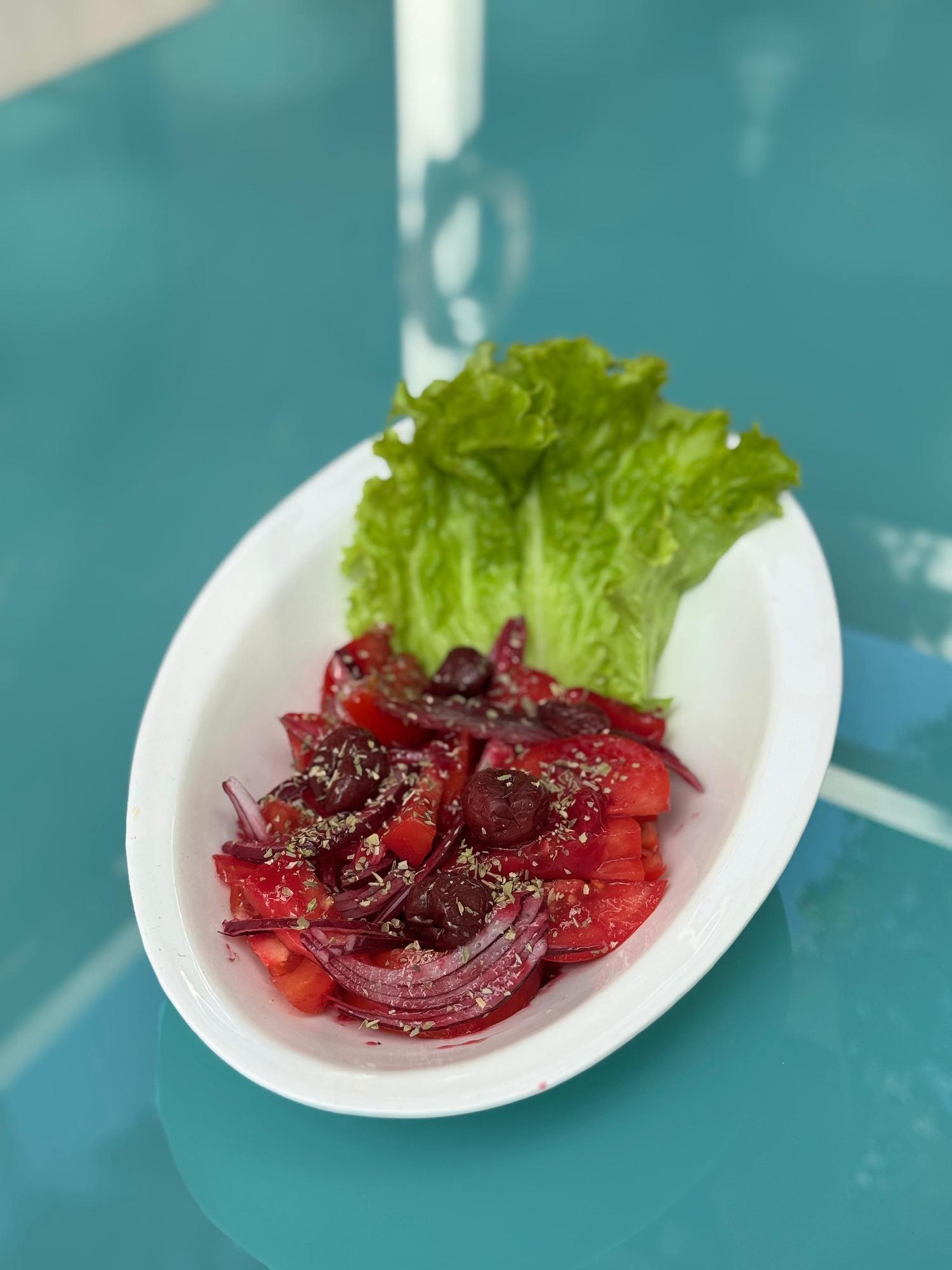 Pomidor salatı 