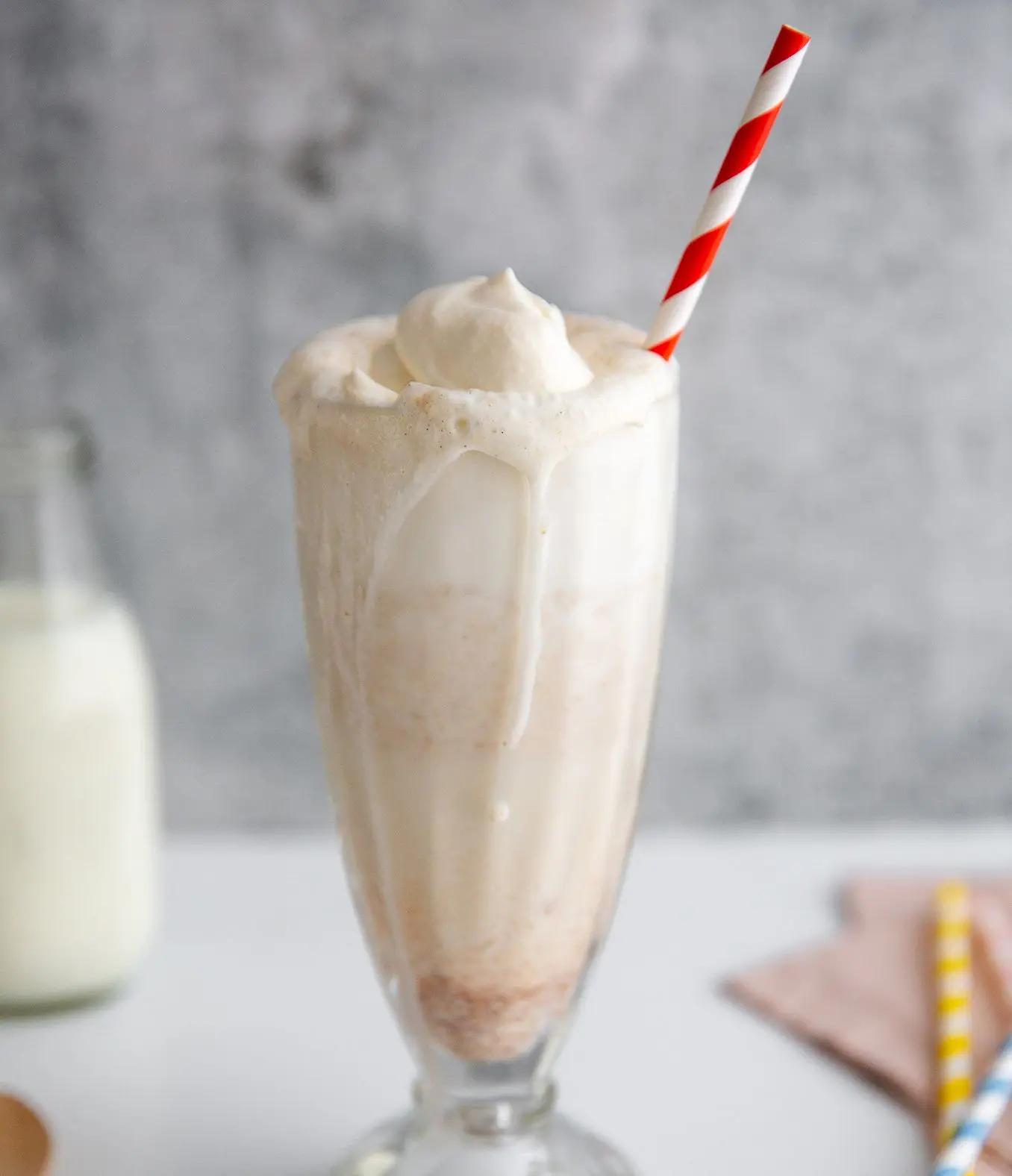 Vanillia milkshake
