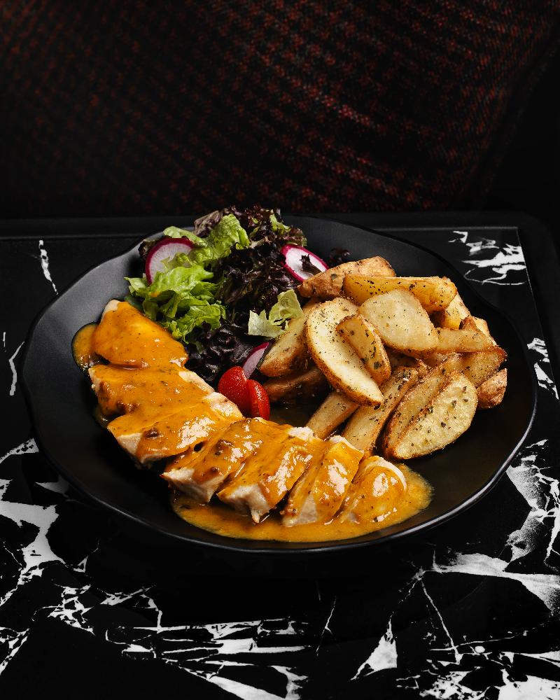 Cafe de paris souslu toyuq