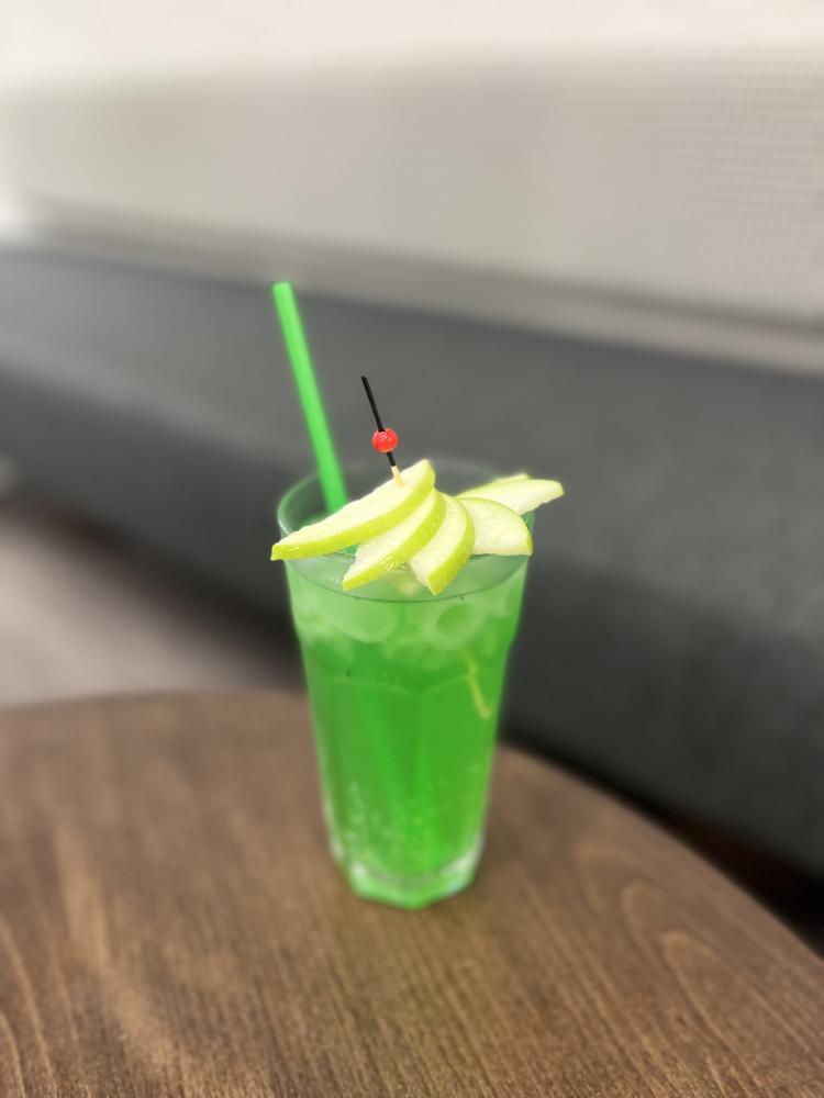 Limonad (alma&kivi)