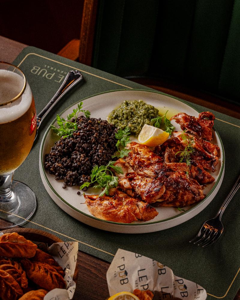 Qara Mərci ilə Toyuq