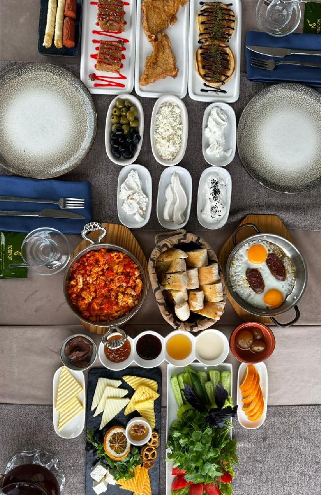 Türk  sərpmə kahvalt( 1 nəfər)ı 