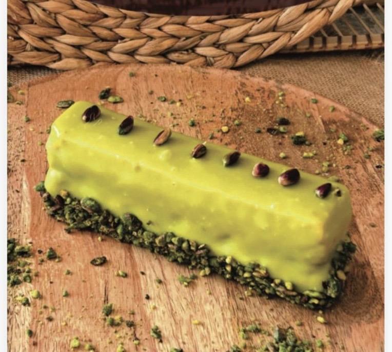 Pistachio cake diet