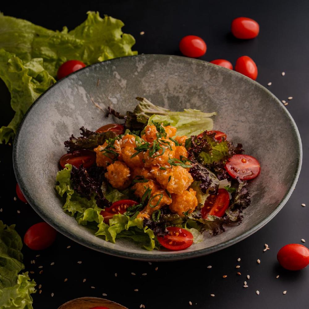 Krevetkalı Ebi Salatı -Acı mayo sousu ilə