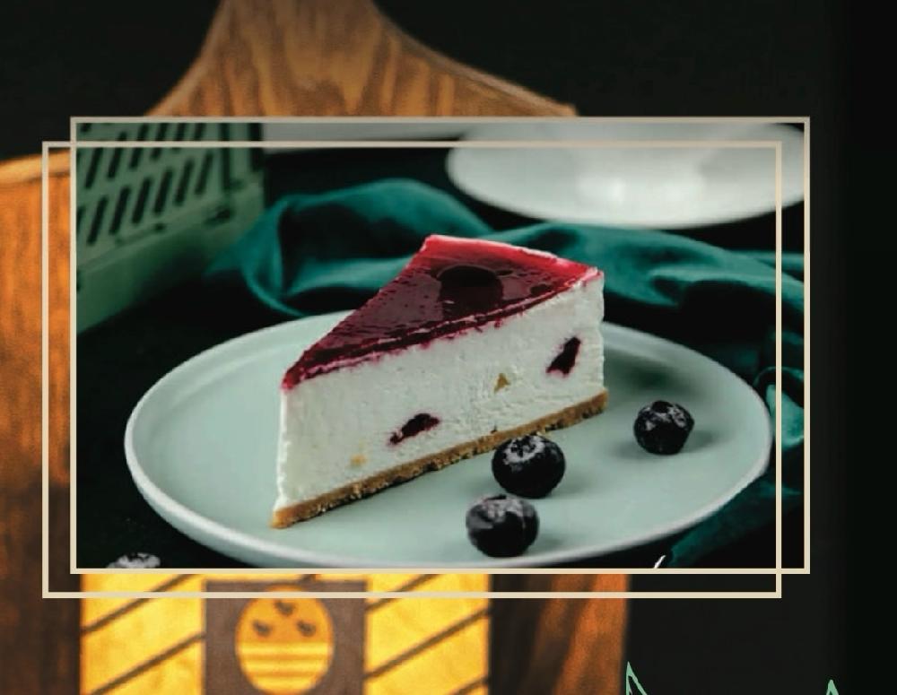 Qarağatlı cheesecake  