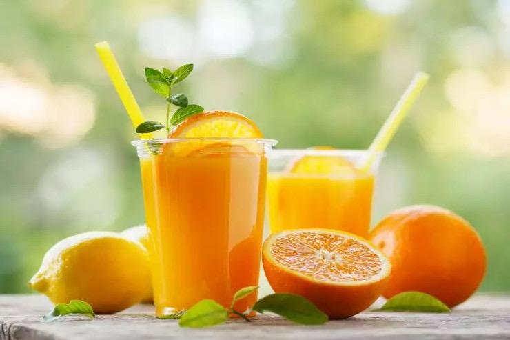 Təzə Sıxılmış Meyvə Şirəsi (Mövsüm ) 250 ml