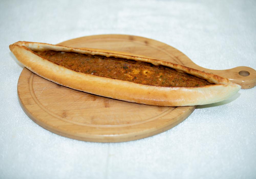 Qiyməli ətli pide
