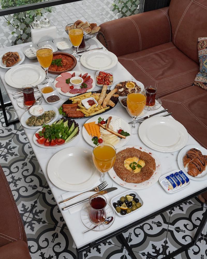 Səhər Yeməyi 2 Nəfərlik 