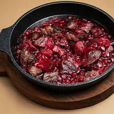 Nar Qovurma Quzu İlə