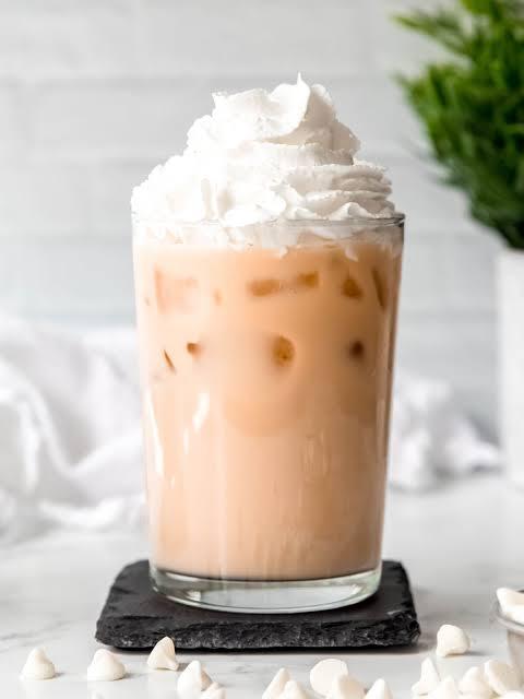 Iced Black&White Mocha