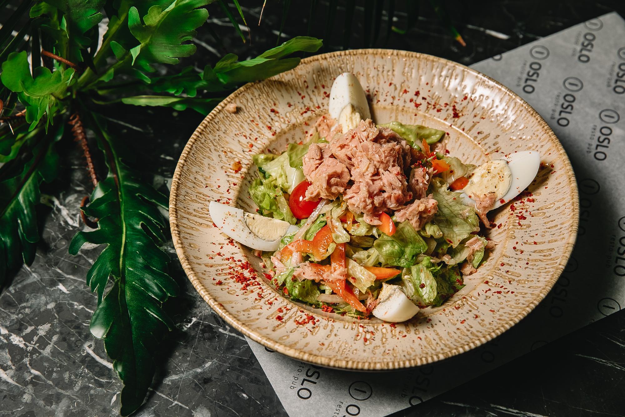 Tuna salatı