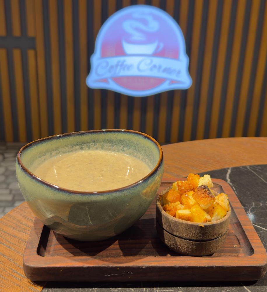 Göbələk şorbası