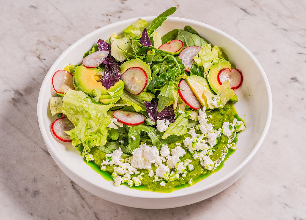 FETA VƏ AVOKADOLU YAŞIL SALAT