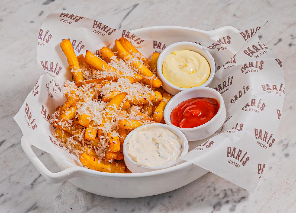 TRÜF YAĞI VƏ PARMESANLI KARTOF FRİ