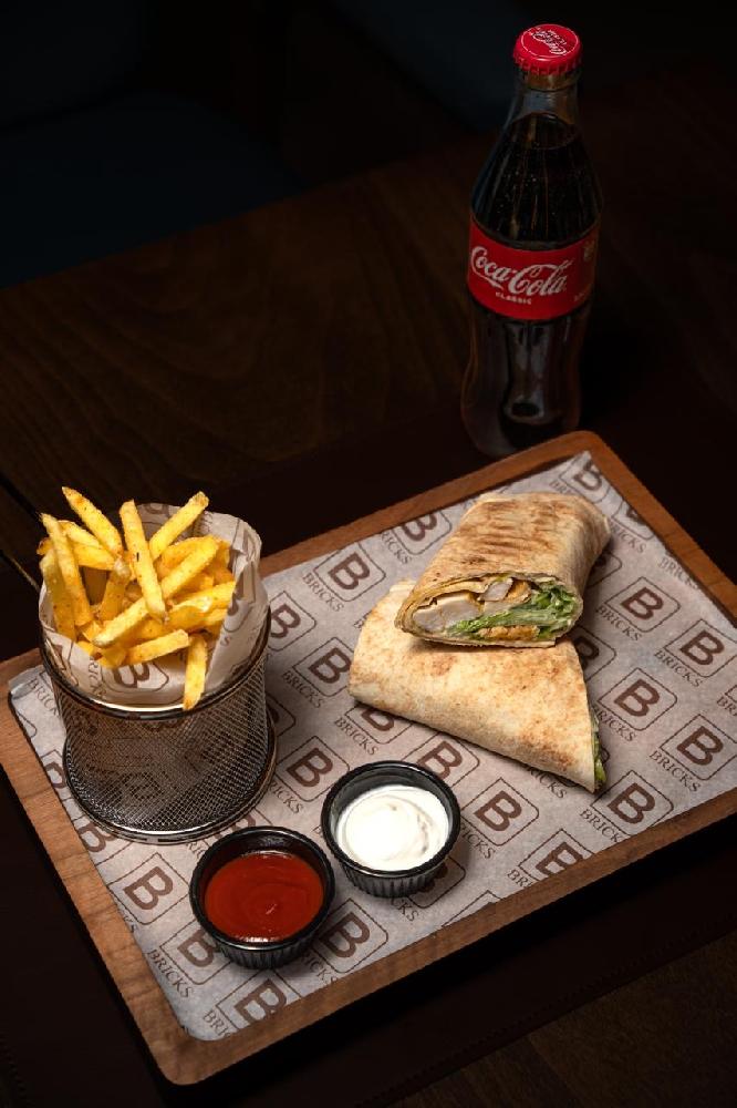 Sezar toyuq wrap 