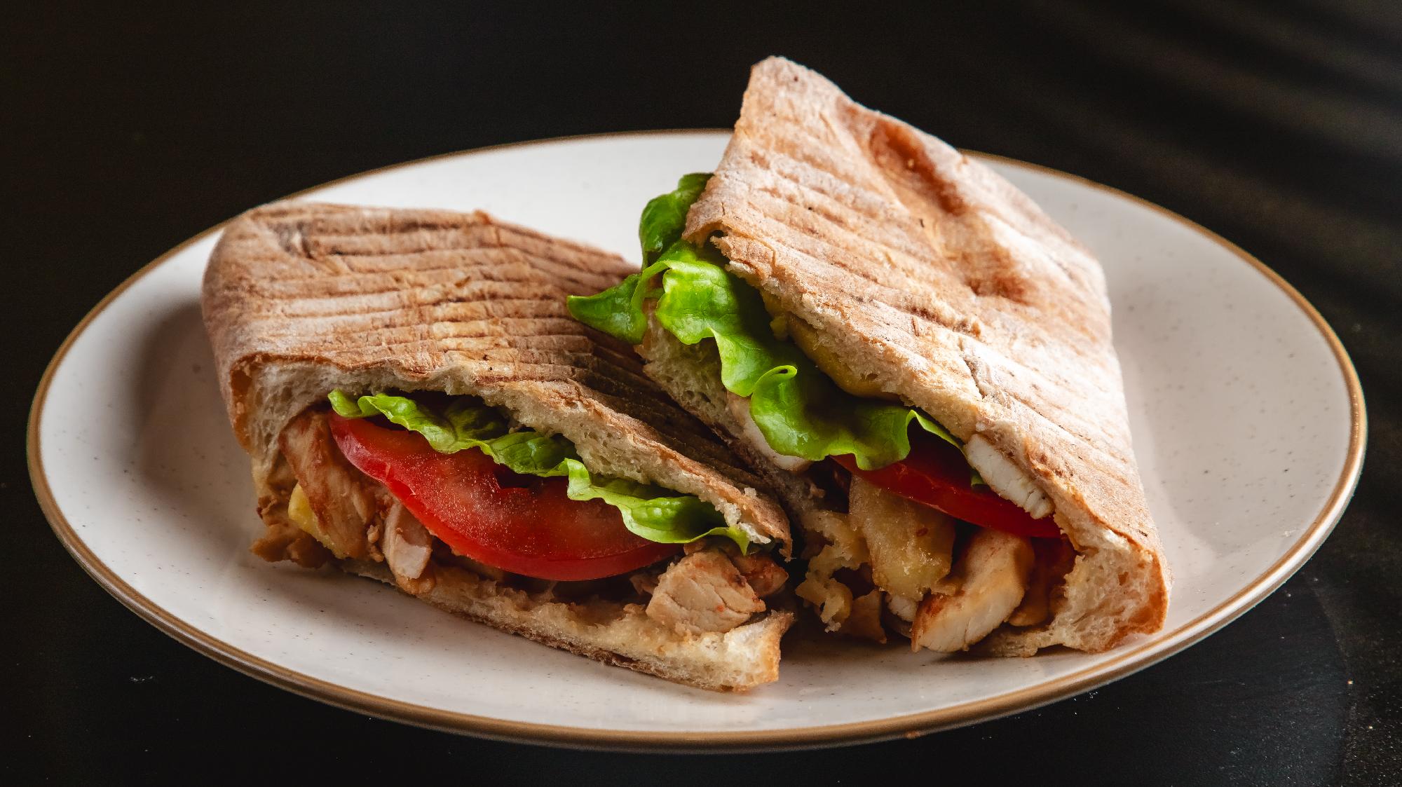 Toyuqlu sendviç - Ciabatta ilə