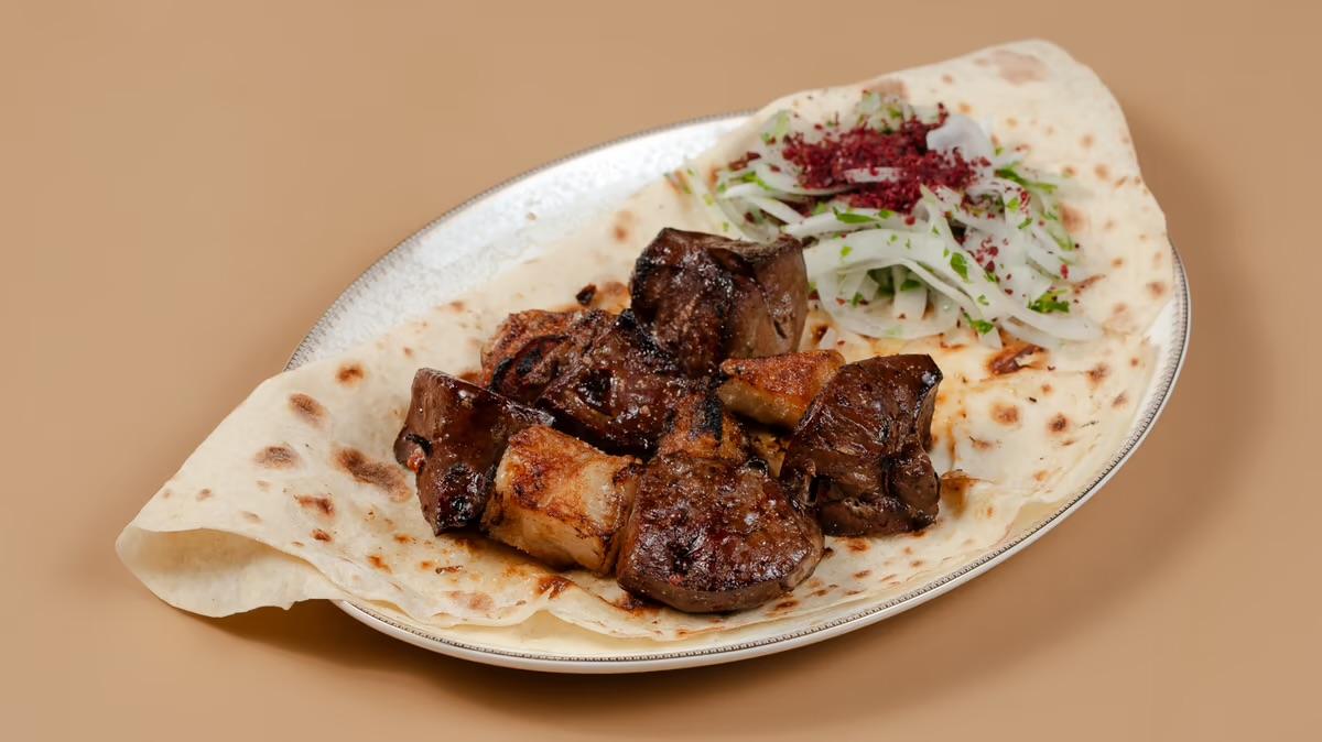 Dana ciyəri quyruqla