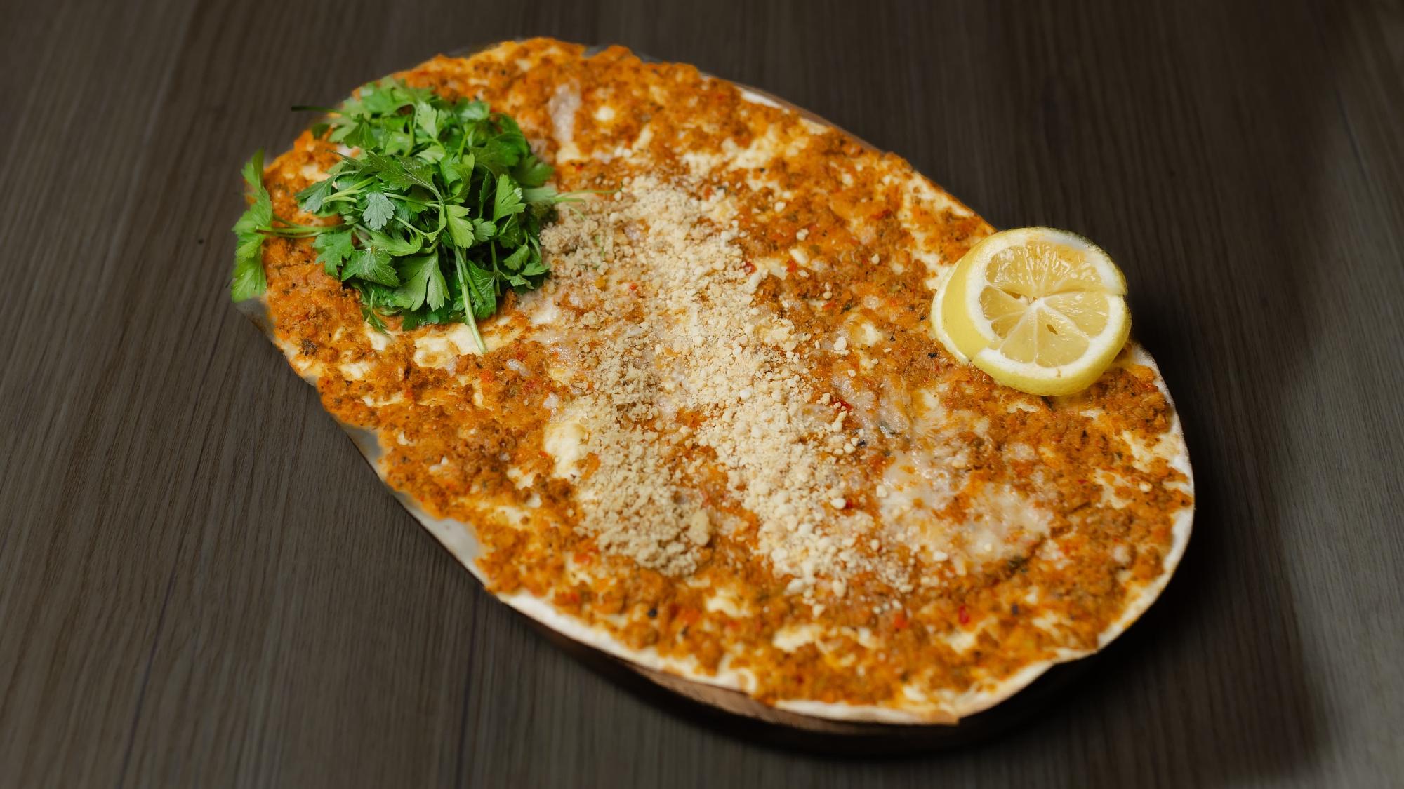 Lahmacun qarışıq 