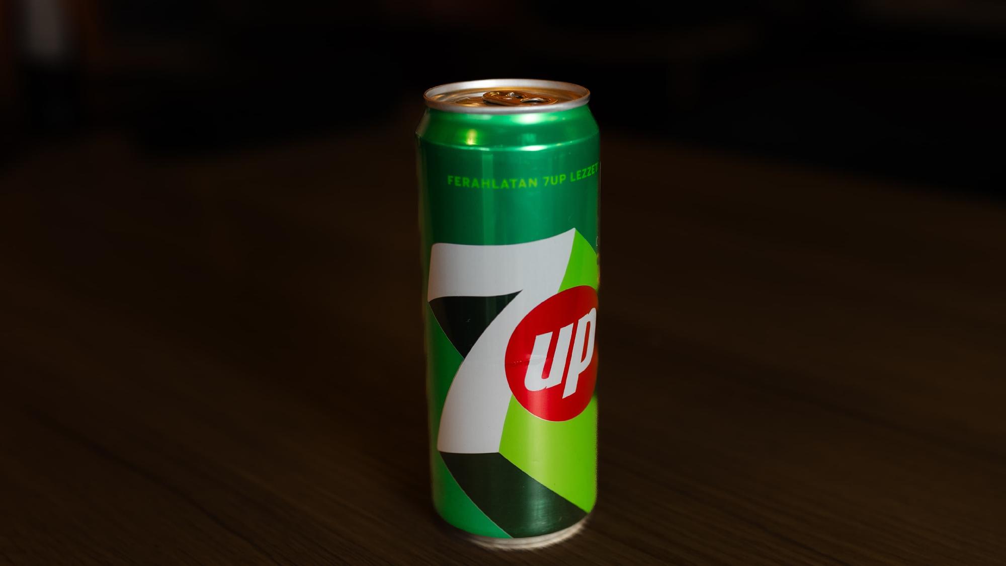 7 Up (330 ml)