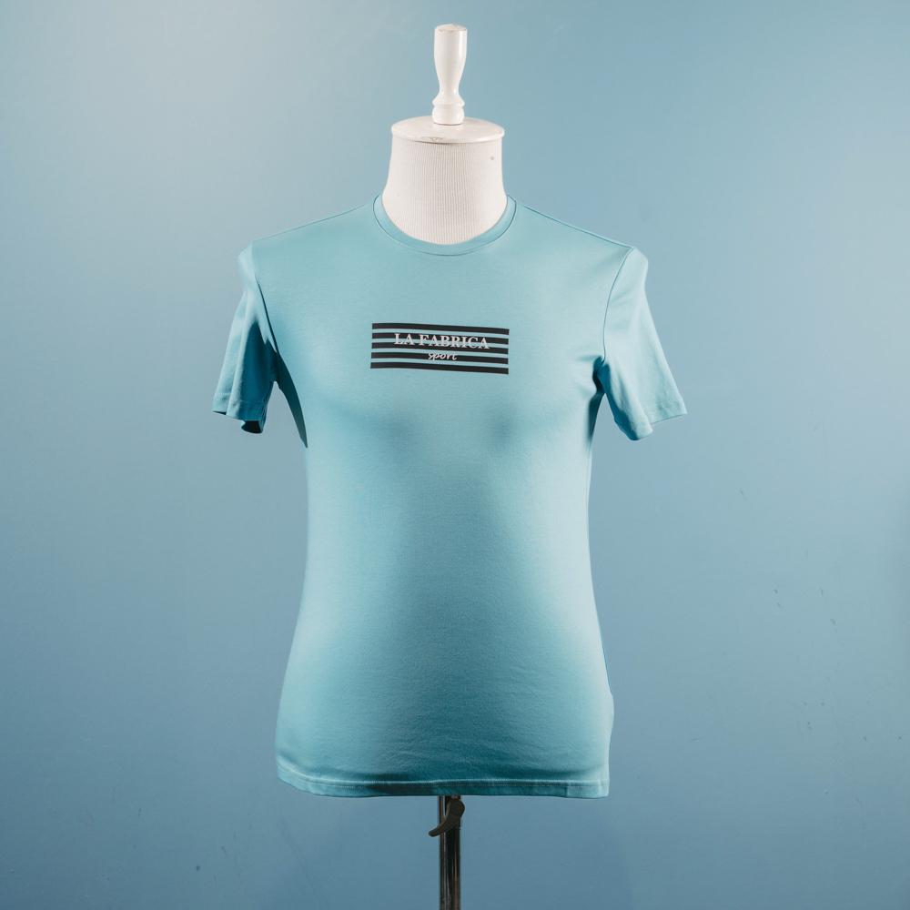 Yaşıl naxışlı t-shirt