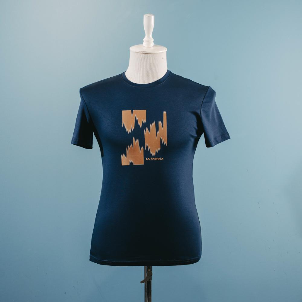 Göy naxışlı t-shirt