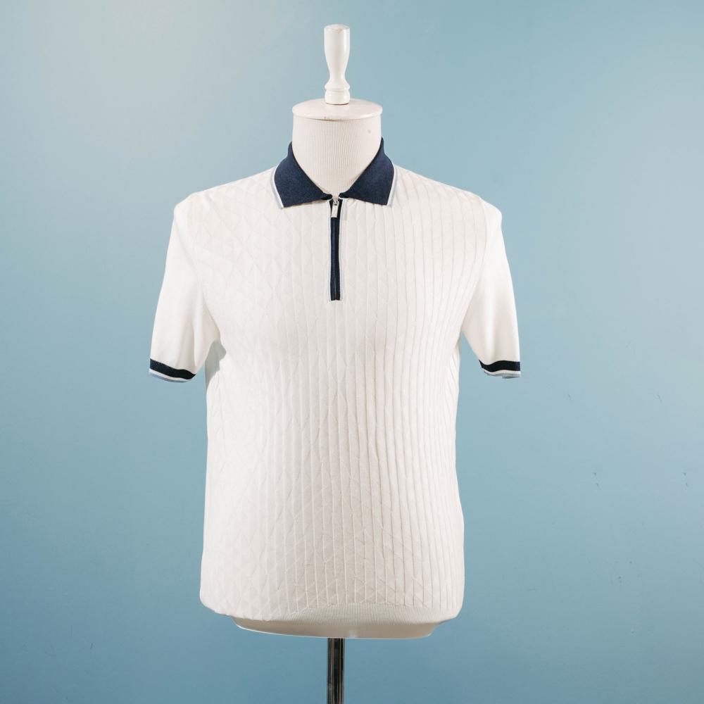 Ağ naxışlı polo