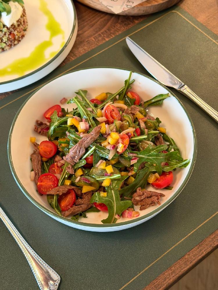 Can Əti ilə Tərəvəz Salatı