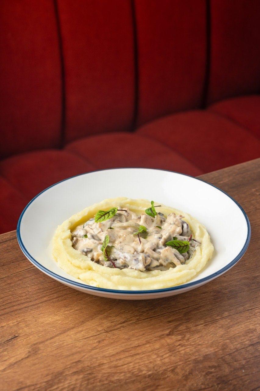 Can Əti İlə Stroganoff 