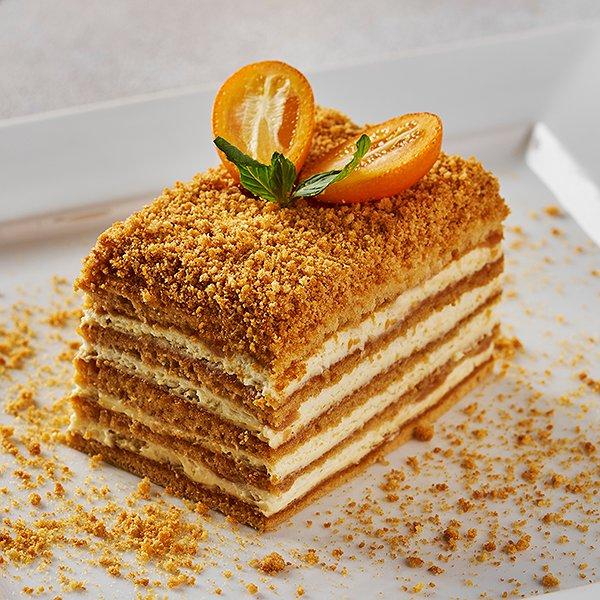 Honey cake 