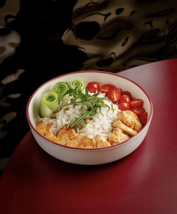 Toyuqlu bowl 