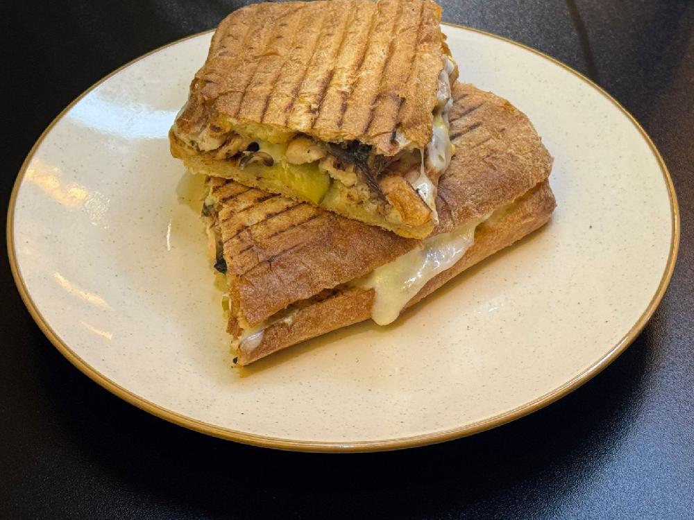 Julyen Tost - ciabatta ilə