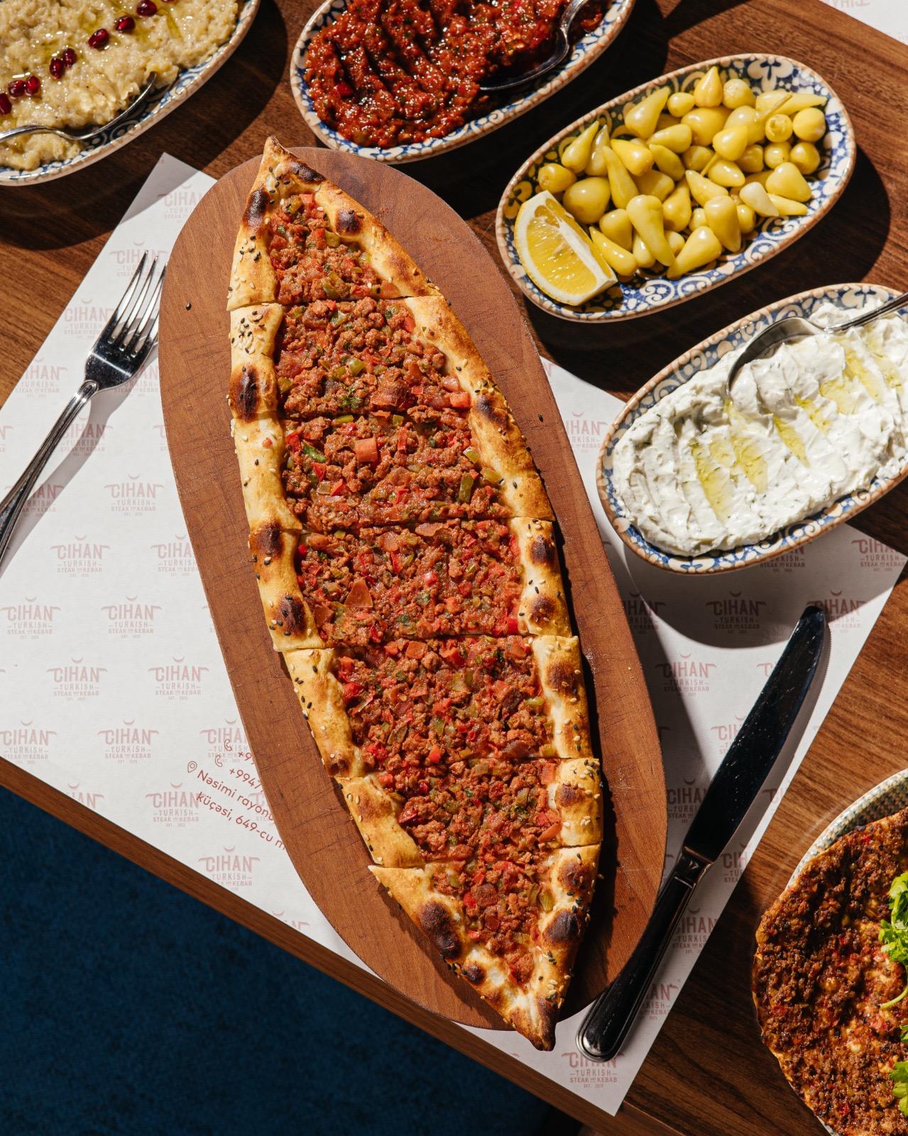 Kuşbaşılı Pide