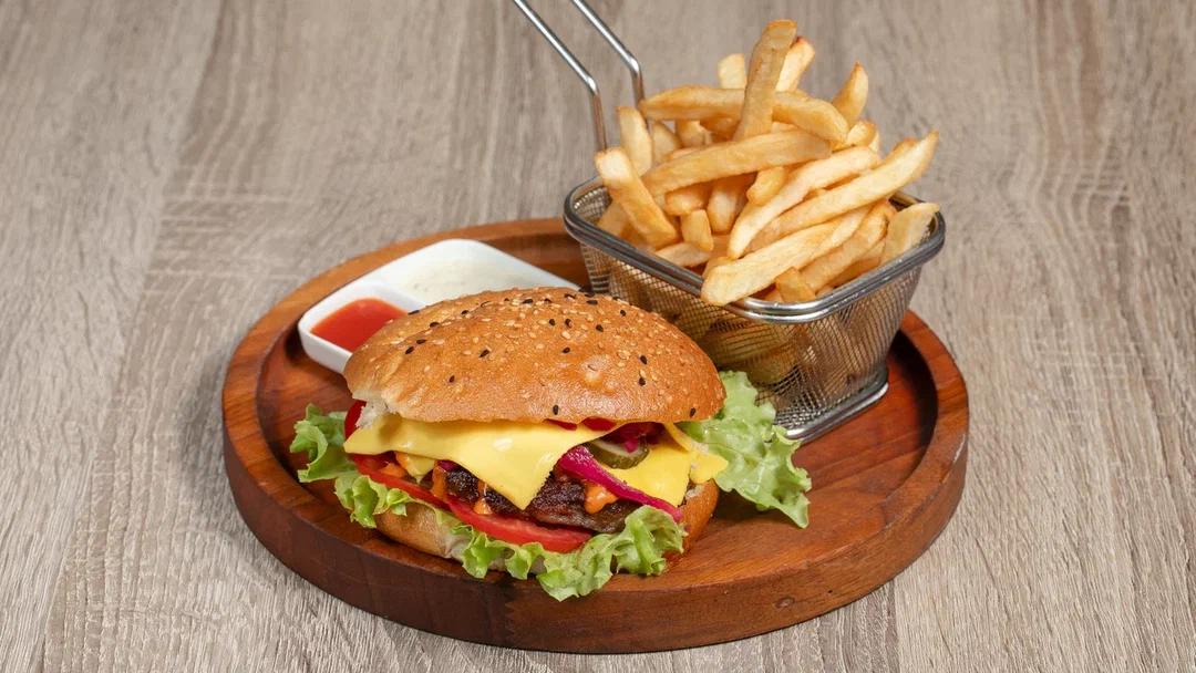 Şefburger dana əti 180 , 200