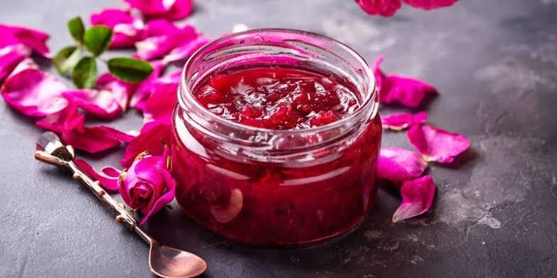 Gül mürəbbəsi