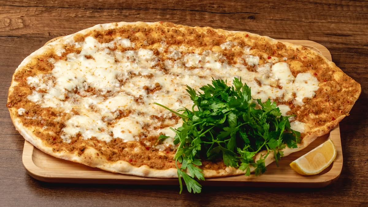  Lahmacun pendirli