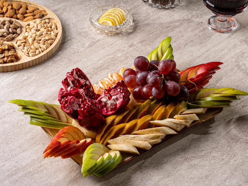 Meyvə assorti böyük (mövsümə görə
