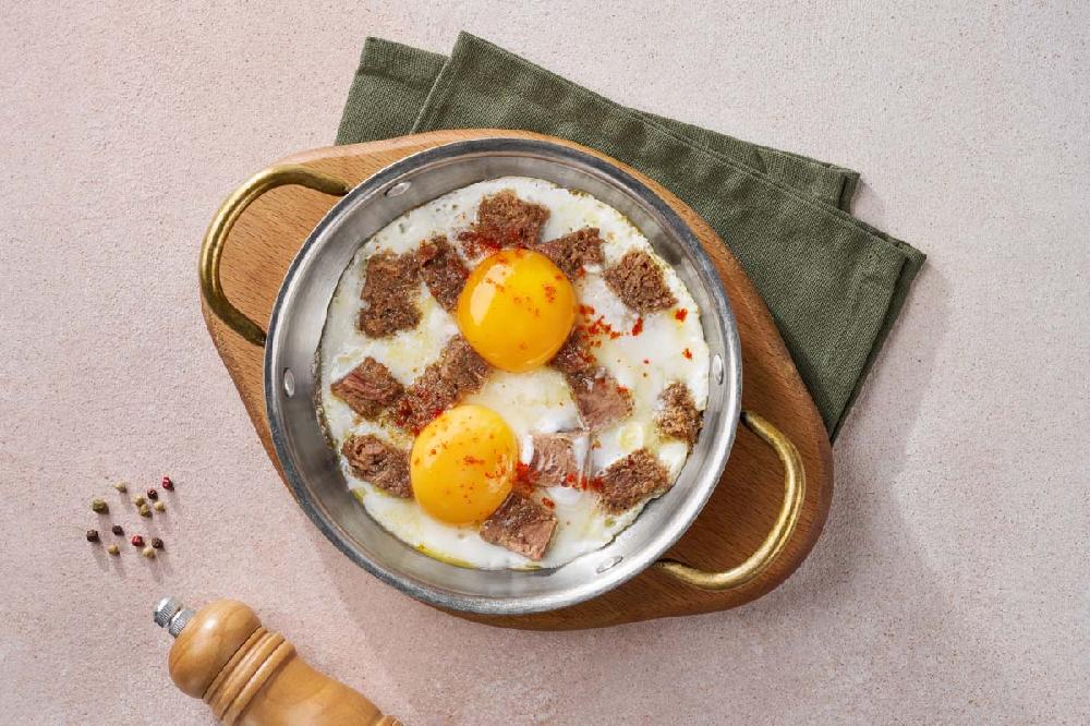 Kavurmalı Yumurta