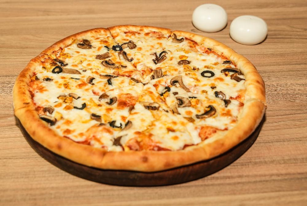 Pizza polo funghi